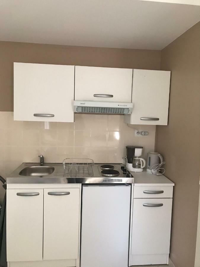 Studio Independant Calme Pas Loin Du Centre Νιμ Εξωτερικό φωτογραφία